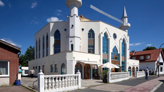 Blick auf die Salimya-Moschee in Göttingen. © picture alliance/imageBROKER Foto: Thomas Robbin