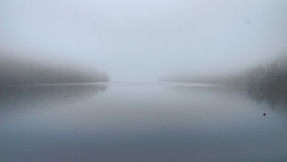 Die Okertalsperre im Nebel © NDR Foto: Uwe Day