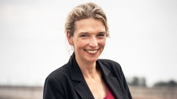Die Direktkandidatin für Harburg Svenja Stadler (SPD) im Portrait. © Svenja Stadler 