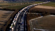 Auf der A2 hat sich ein langer Stau gebildet. © HannoverReporter 