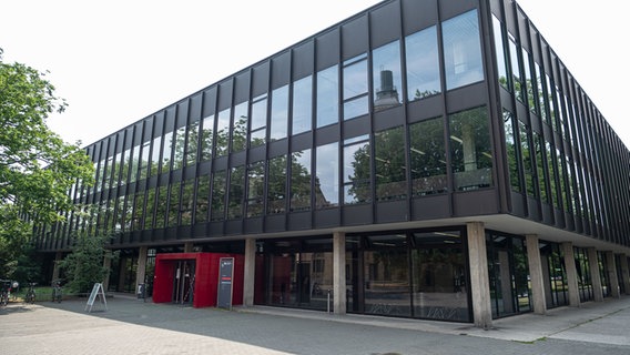 Hannoversche Uni-Bibliothek ausgezeichnet | NDR.de - Nachrichten -  Niedersachsen - Studio Hannover