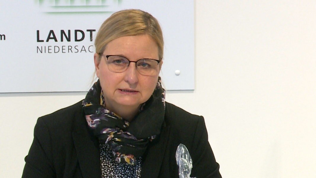 Niedersachsens wirtschaftsminister althusmann nennt lockerungen zu ostern als ziel. Niedersachsen Lockerungen 2021 . Neue Corona-Verordnung: Lockerungen überschaubar | NDR.de ...