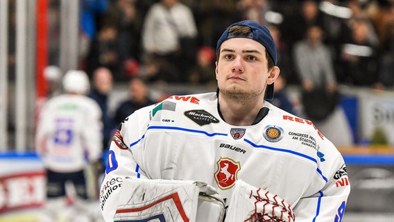 Jan Dalgic, Torwart der Hannover Indians, bei einemAuswärtsspiel am 12.04.2022 © picture alliance/nordphoto GmbH Foto: Hafner