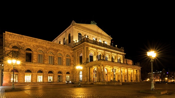 Staatsoper Hannover © fotolia Foto: studited