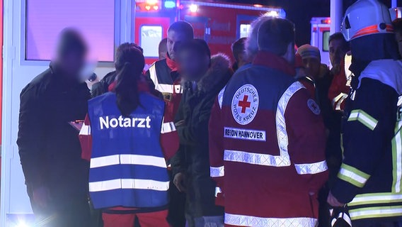 Einsatzkräfte des Rettungsdienstes © TeleNewsNetwork 