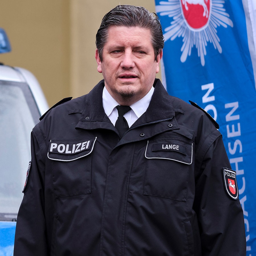 Warum Polizisten in Niedersachsen sich mit einem grünen Lappen