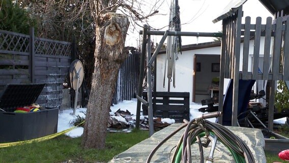 Ein Gartenlaube in Hannover, in der nach einem Brand ein Toter entdeckt wurde. © HannoverReporter 