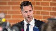 Christian Dürr, Vorsitzender der Niedersächsischen FDP-Landtagsfraktion, spricht im Landtag in Hannover. © dpa-Bildfunk Foto: Holger Hollemann