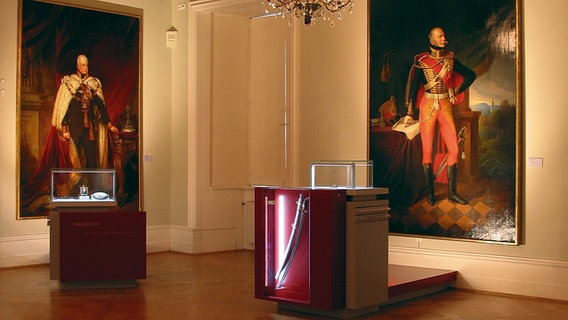 Zwei historische Porträts hängen im "Saal der Könige" im Residenzmuseum im Celler Schloss. © Residenzmuseum im Celler Schloss / Bomann-Museum Foto: Fotostudio Loeper