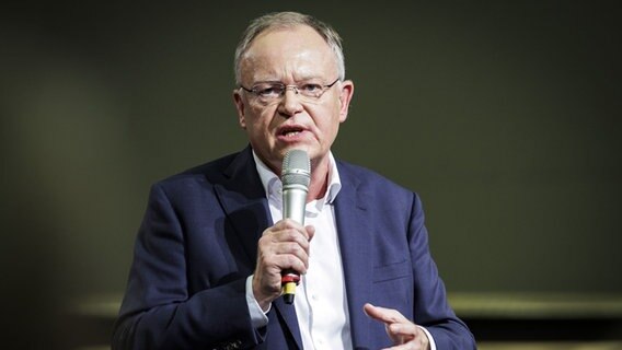 Stephan Weil, Ministerpraesident von Niedersachsen, aufgenommen beim Wahlkampfauftakt der SPD Niedersachsen in Cuxhaven. © picture alliance / photothek | Janine Schmitz Foto: Janine Schmitz