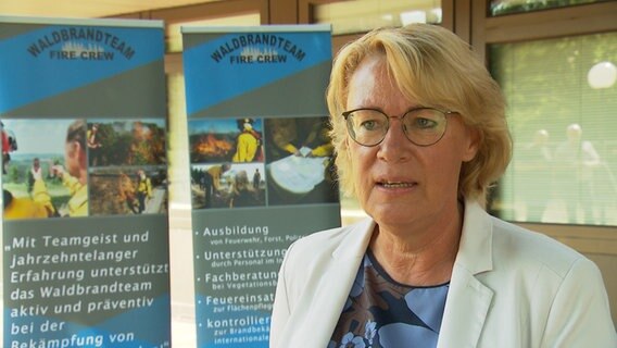 Barbara Otte-Kinast (CDU) gibt ein Interview. © NDR 