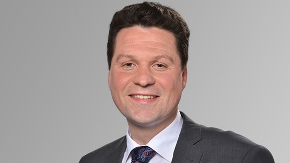 Der Landtagswahl-Kandidat Alptekin Kirҫi (SPD) im Porträt. © SPD 