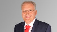 Der Landtagswahl-Kandidat Jan Tiedemann (SPD) im Porträt. © SPD 