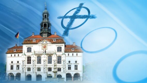 Wahlkreuz und Lüneburger Rathaus (Bildmontage) © Fotolia Foto: thorabeti, babimu