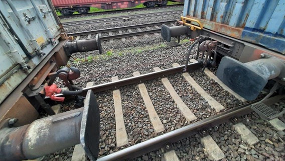 Zwei Wagons stehen neben einander. © Bundespolizeiinspektion Bremen 