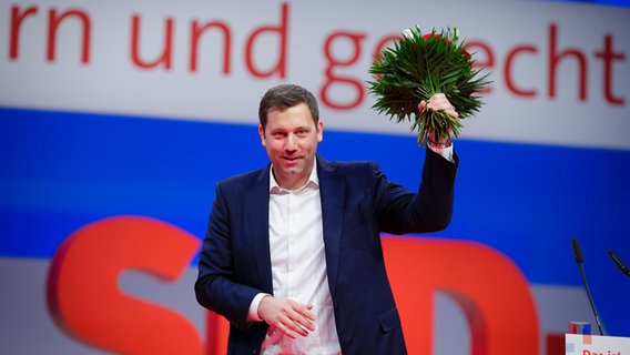 Lars Klingbeil nach seiner Wahl zum SPD-Generalsekretär am 08.12.2017. © picture alliance/photothek Foto: Thomas Trutschel