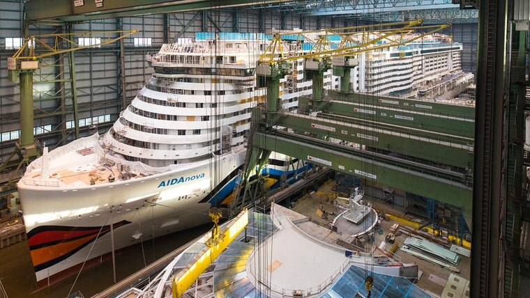 Das neue Kreuzfahrtschiff AIDAnova aktuell im Bau auf der Papenburger Meyer Werft © MEYER WERFT GmbH & Co. KG 