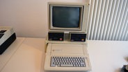 Ein alter Apple-Computer. © NDR.de Foto: Andreas Barnickel