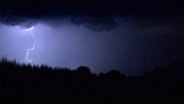 Ein Gewitter braut sich über Delmenhorst zusammen. © NonstopNews Foto: NonstopNews