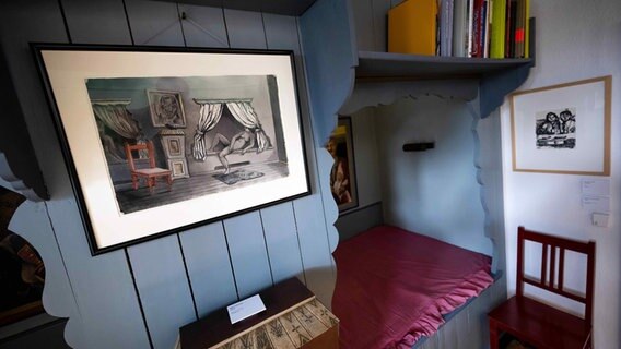 Das Werk "Mein Zimmer" hängt im Franz-Radziwill-Haus. © Sina Schuldt/dpa Foto: Sina Schuldt/dpa