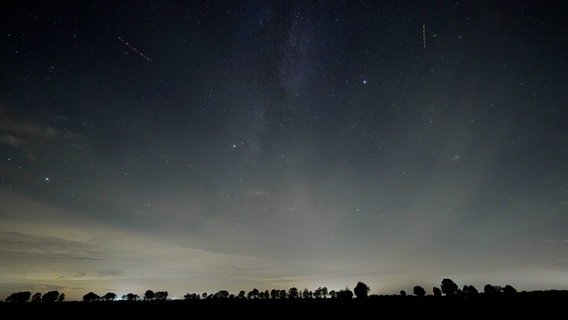 Nachthimmel mit Sternschnuppen. © TNN Foto: TNN