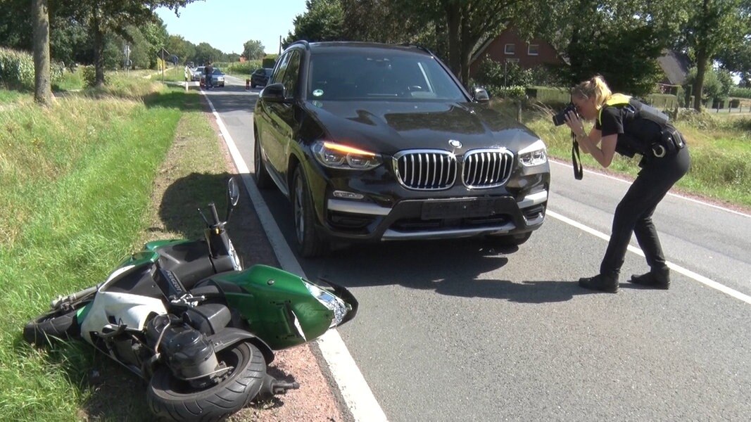 Mehrere schwere Unfälle mit Motorradfahrern in Niedersachsen