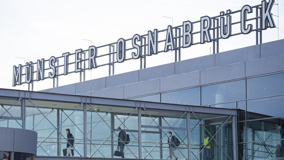 Terminal des Flughafen Münster Osnabrück Airport (FMO). © picture alliance | Kirchner Media Foto: Christopher Neundorf