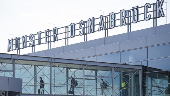 Terminal des Flughafen Münster Osnabrück Airport (FMO). © picture alliance | Kirchner Media Foto: Christopher Neundorf