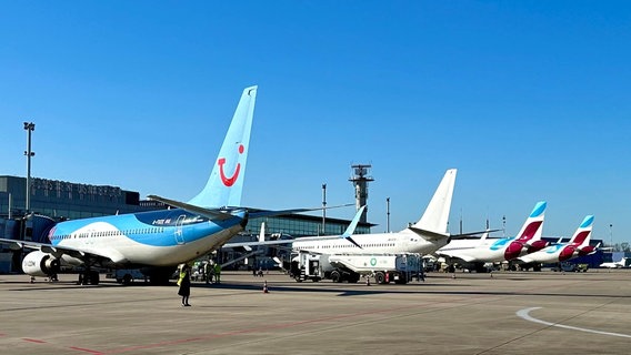 Flugzeuge stehen am Flughafen Osnabrück/Münster. © FMO Flughafen Münster/Osnabrück GmbH 