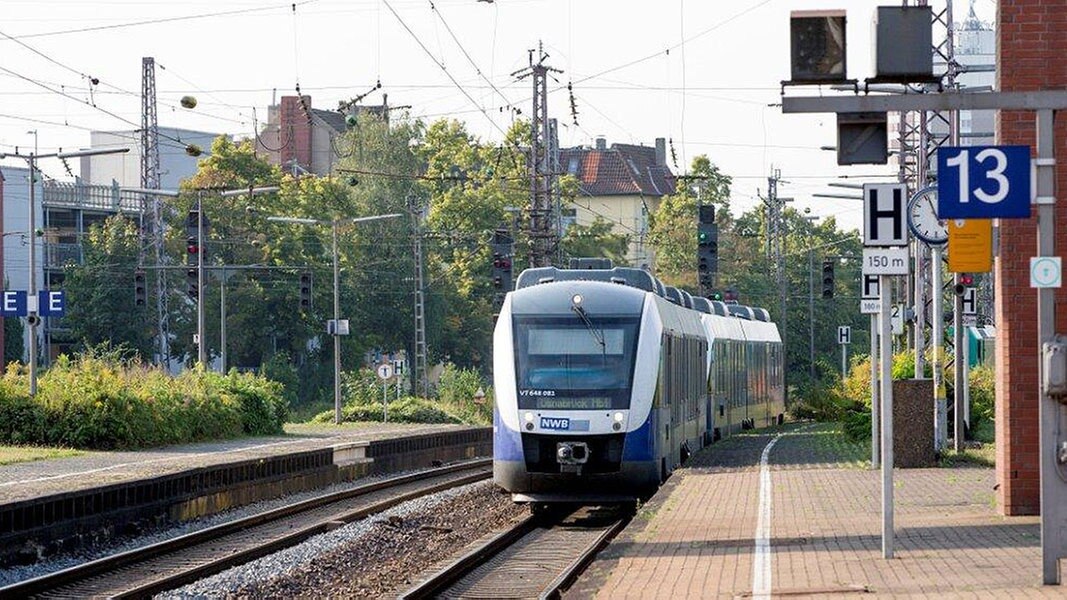 Nordwestbahn setzt Lokführer effizienter ein NDR.de