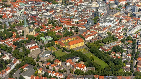 Die Stadt Osnabrück aus der Luft. © picture alliance / blickwinkel/H. Blossey | H. Blossey Foto: H. Blossey