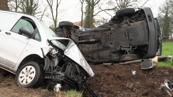 Unfall in Ostercappeln. Eine Beifahrerin kam uns Leben. © TV7News 