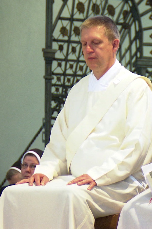 Dreifacher Vater Ist Jetzt Katholischer Priester | NDR.de - Nachrichten - Niedersachsen
