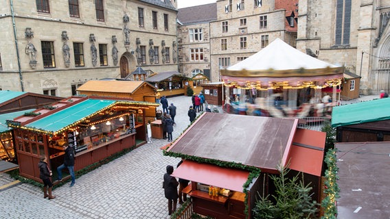 Blick auf den Weihnachtsmarkt in Osnabrück. © dpa-Bildfunk Foto: Friso Gentsch