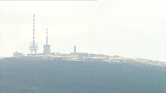 Eine Abhöranlage der DDR-Staatssicherheit auf dem Brocken. © NDR Foto: NDR