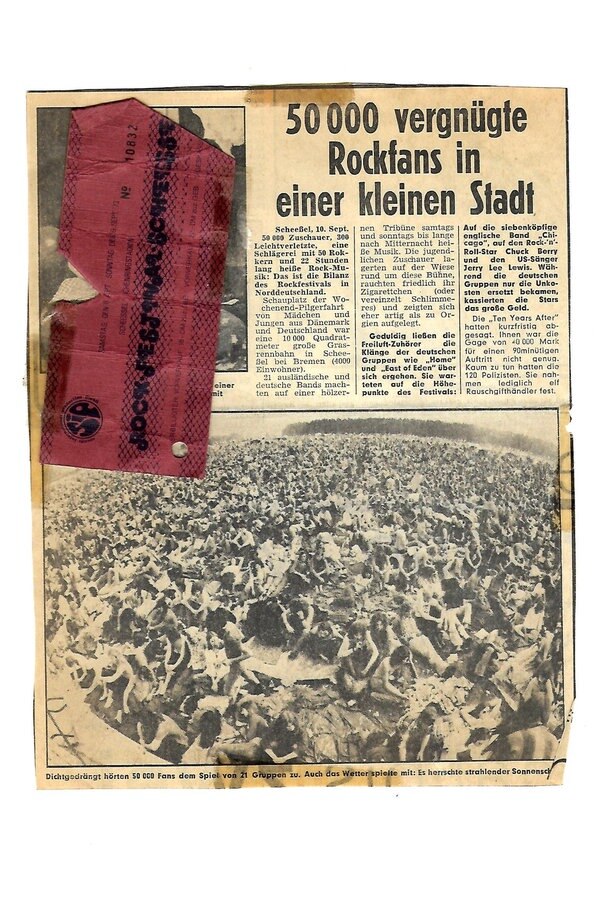 Ein Zeitungsausschnitt und eine Eintrittskarte. © NDR Foto: Annegret Friedrich