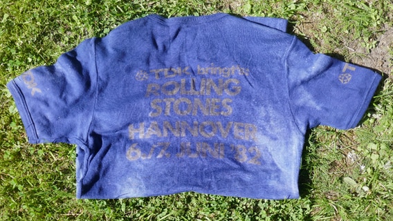 "Local Crew" T-Shirt Rolling Stones Koncert Niedersachsenstadion (Andreas Stiller) © NDR 