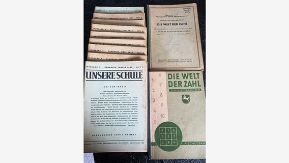 Schulbuch für Volksschulen für Süd-Niedersachsen (Dietmar Günther) © NDR 