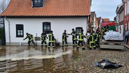 Sicherungsmaßnahmen im Verdener Fischerviertel. © Feuerwehr Verden/Voigt 