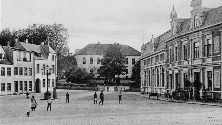 Historisches Foto vom Marktplatz in Bad Segeberg. © NDR Foto: Hans-Werner Baurycza