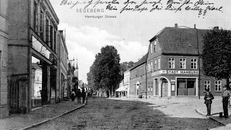 Historisches Foto der Hamburger Straße in Bad Segeberg. © NDR Foto: Hans-Werner Baurycza