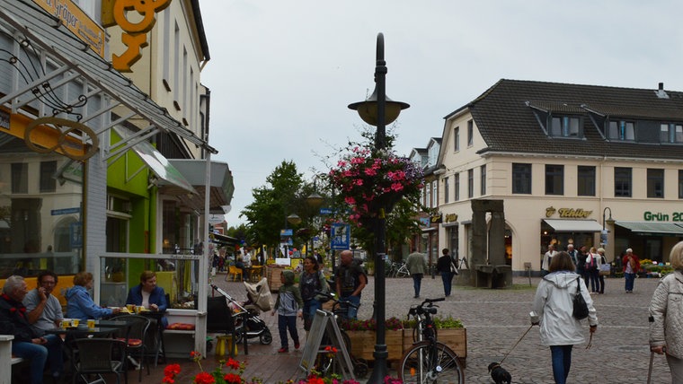 Die Hamburger Straße in Bad Segeberg. © NDR Foto: Anne Passow