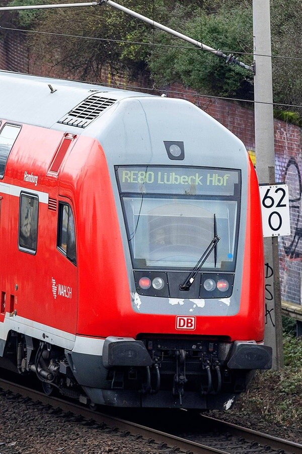 Bahnverkehr um Lübeck Gleicher Betreiber, mehr Züge NDR