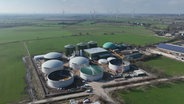 Eine Biogasanlage von oben © NDR Foto: NDR