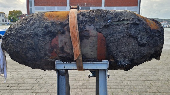 Kiel: Eine entschärfte Bombe aus dem Zweiten Weltkrieg. © NDR Foto: Jennifer Reisloh