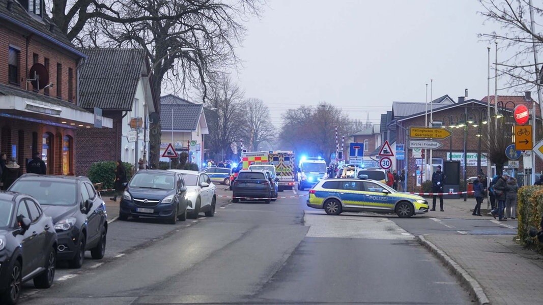 Messerattacke in Regionalzug: Opfer waren 16 und 19 Jahre alt