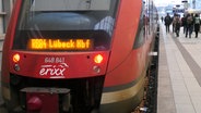 Eine Erixx Bahn von Vorne im Kieler Hauptbahnhof © NDR Foto: Kai Peuckert