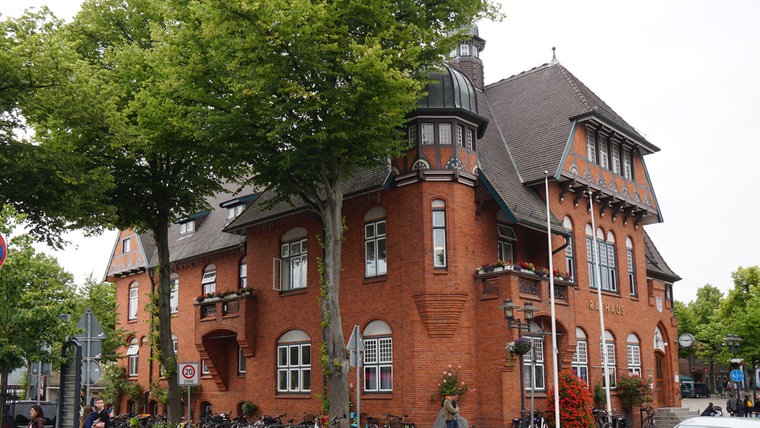 Das Rathaus in Burg auf Fehmarn. © NDR Foto: Hauke Bülow