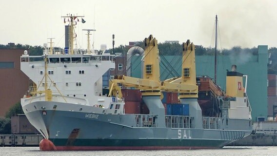 Schwerlastfrachter Wiebke im Hafen von Kiel © Rolf Dunkel Foto: Rolf Dunkel