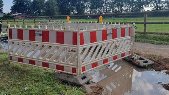 In Hartenholm (Kreis Segeberg) wurde bei Elektroarbeiten eine Hauptwasserleitung beschädigt. © hartenholm.de 